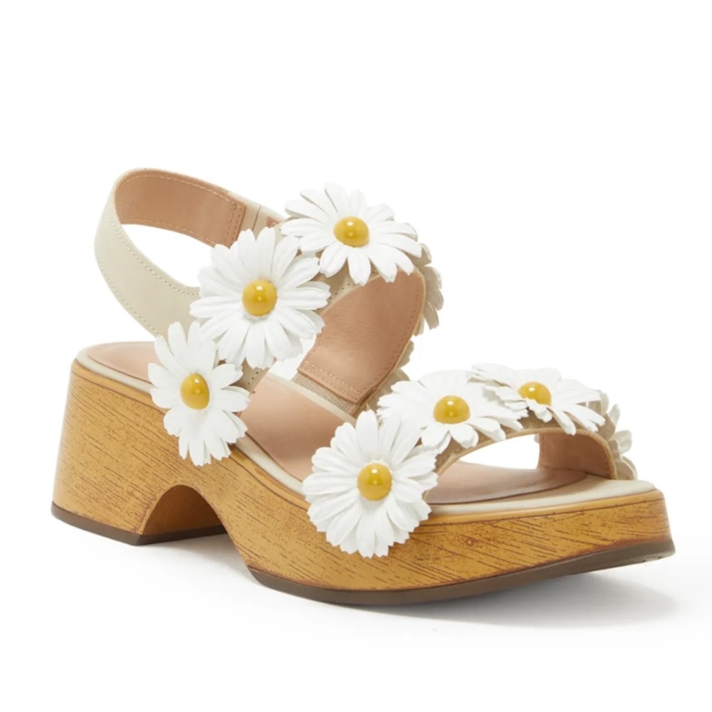 Lucky Brand Juleii Daisy Clogs